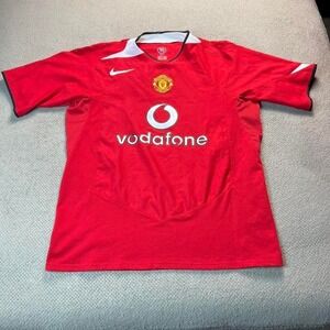 Vintage 2004 Manchester United Nike soccer jersey  Size large
